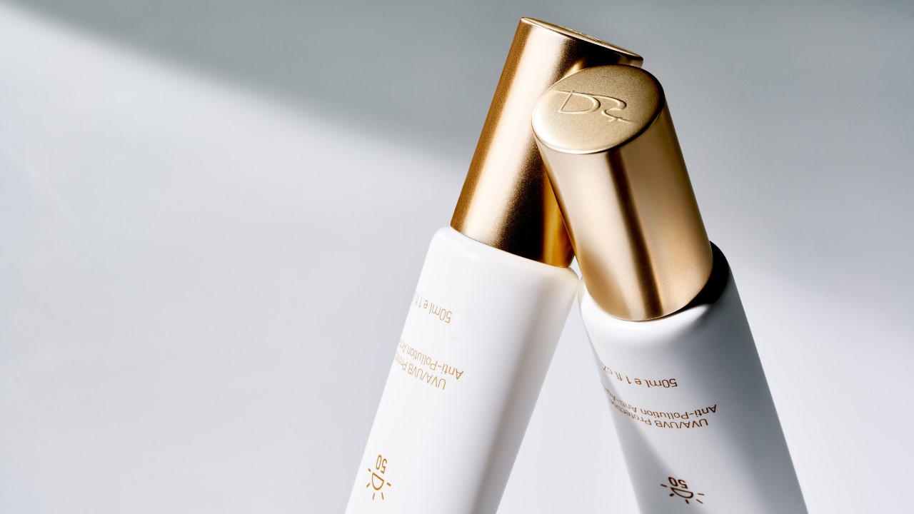 脖子美白？頸紋霜有用嗎？如何選擇適合的頸部保養成分？